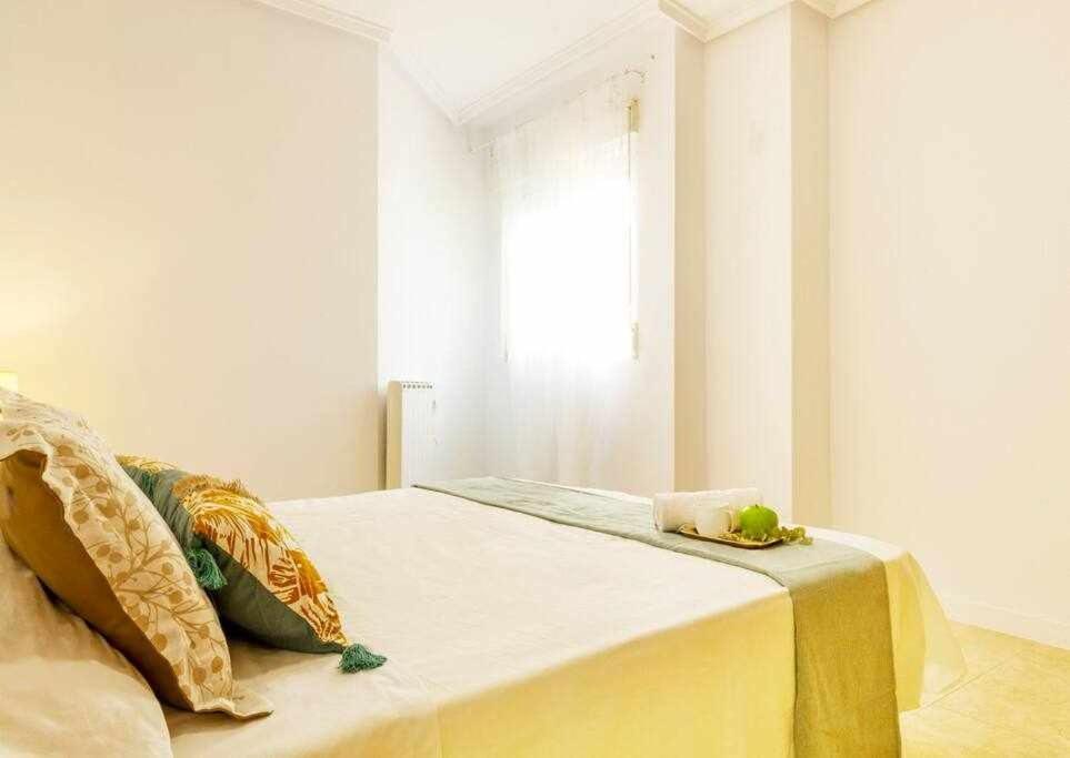 Apartamento Pink Maritimo Torrevieja Extérieur photo