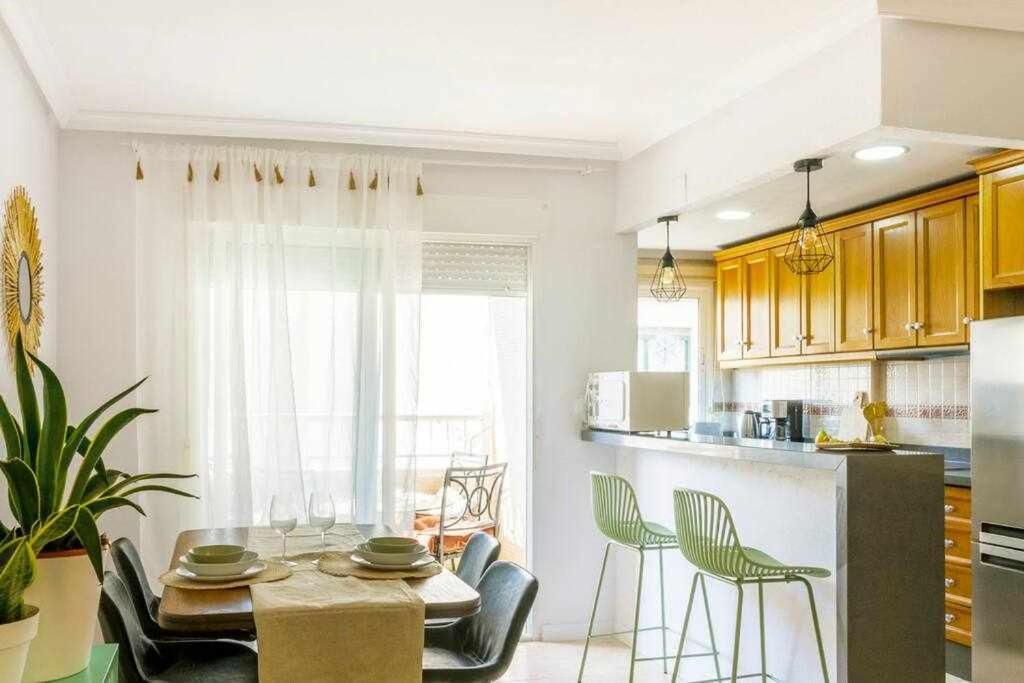 Apartamento Pink Maritimo Torrevieja Extérieur photo