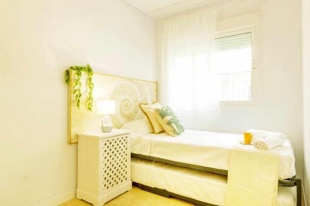 Apartamento Pink Maritimo Torrevieja Extérieur photo